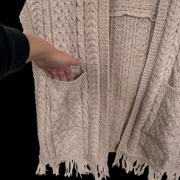 Aran Craft 100% Merino Wool Shawl Fringe Trim Parsnip Missy One Size - Picture 2 of 12